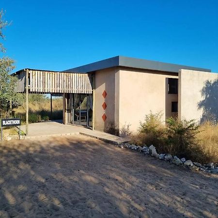 Hackberry House Black Thorn Cottage, Off Grid Khemsbok Eksteriør bilde